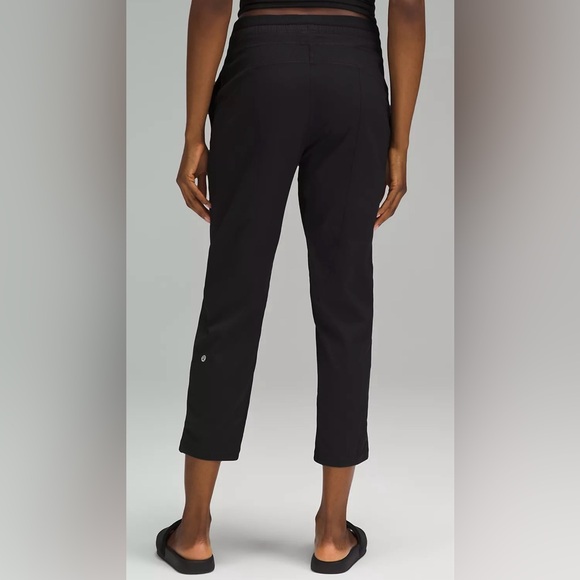 Lululemon Dance Studio Crop Pants Inseam 25” In Black Size 8 - Picture 2 of 16
